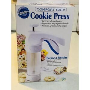 Wilton 2007 Vintage Comfort Grip Cookie Press 12 Discs Easy Squeeze Ergonomic